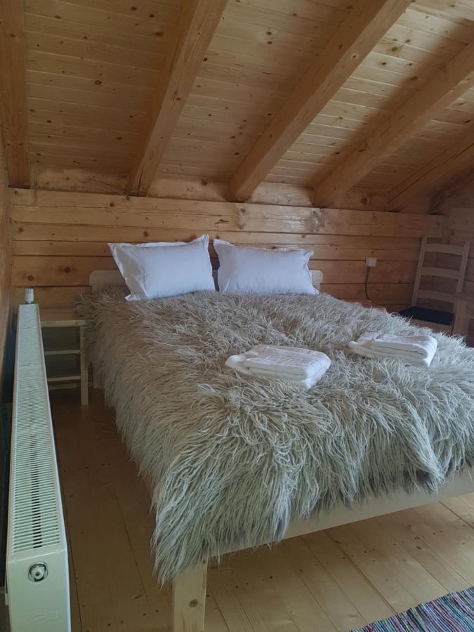 Tulean Cabin Săcel Exterior foto