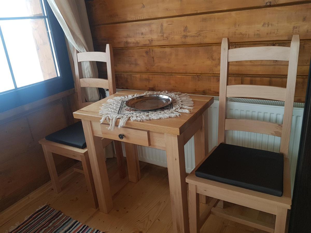 Tulean Cabin Săcel Exterior foto